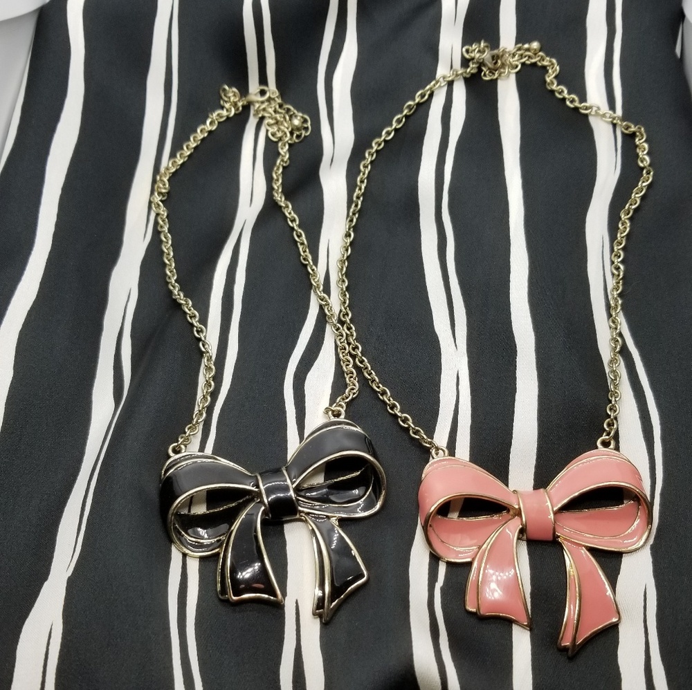Set of 2 BOW necklaces pink and black